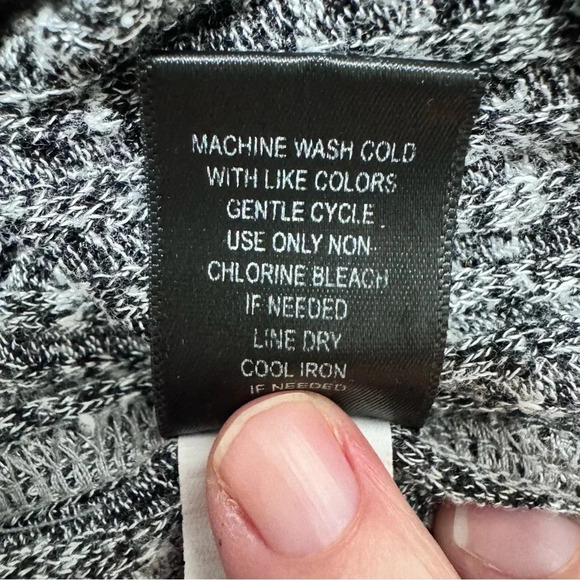 Torrid Size 0 Knit Dress with Lace trim - Picture 8 of 10